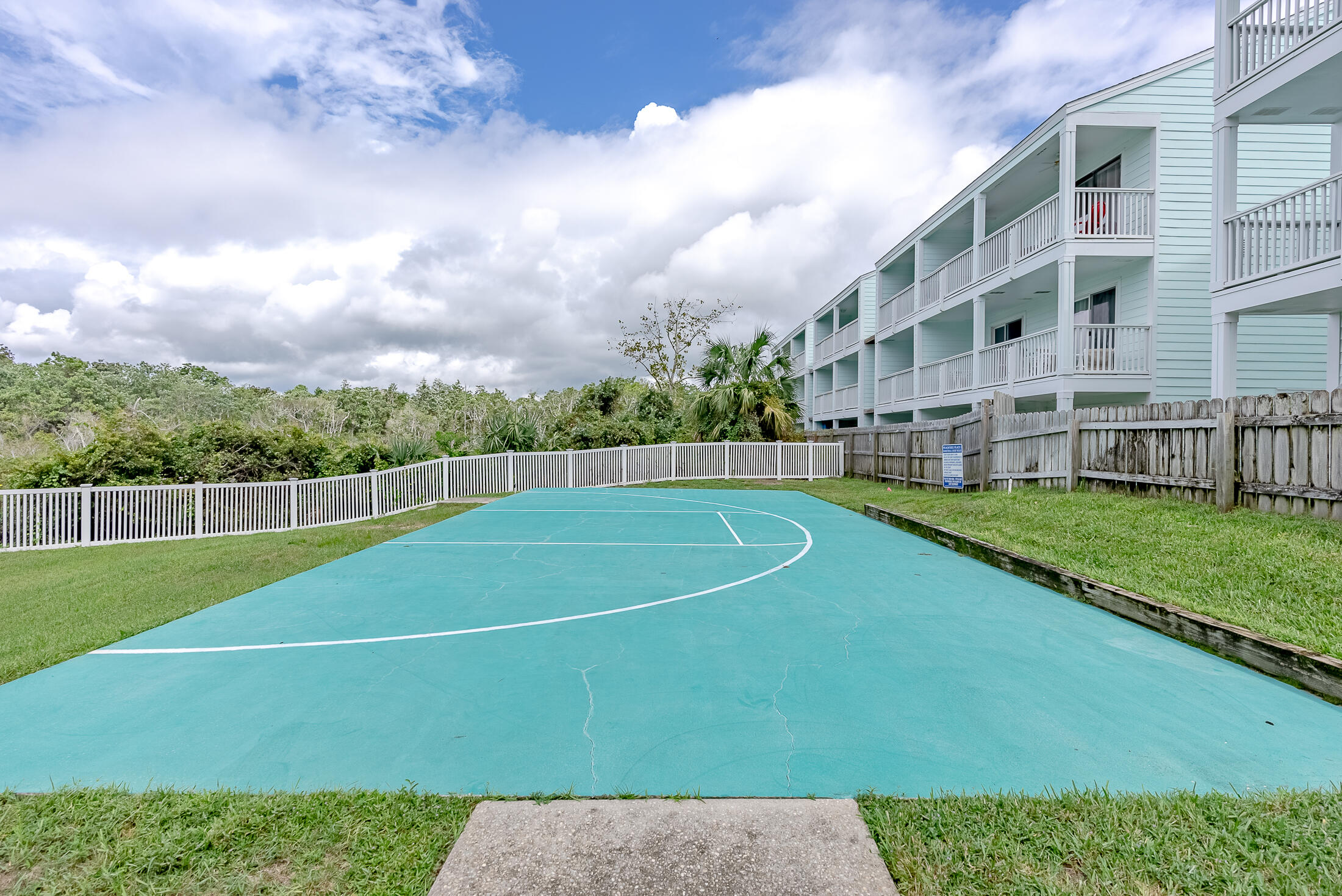 PEACHTREE PLACE 1 CONDO - Residential