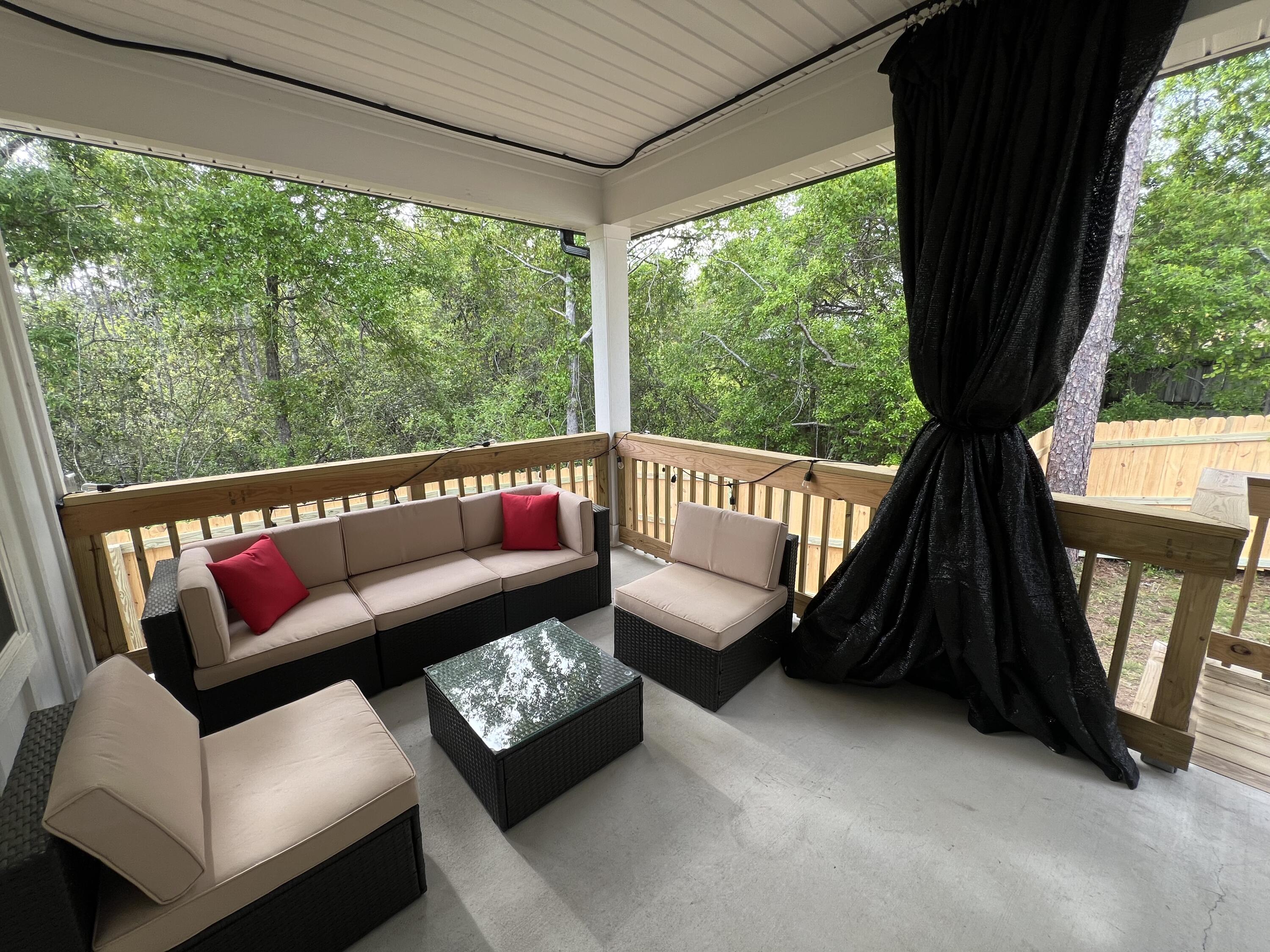 MAGNOLIA CREEK PHASE 1 - Residential