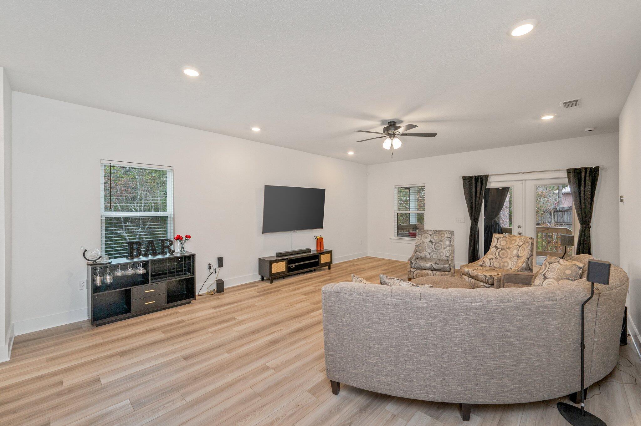 MAGNOLIA CREEK PHASE 1 - Residential