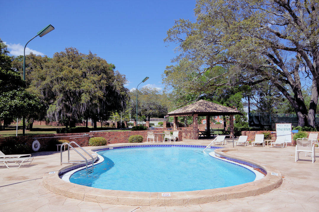 WATER OAKS 4 T/H - Residential