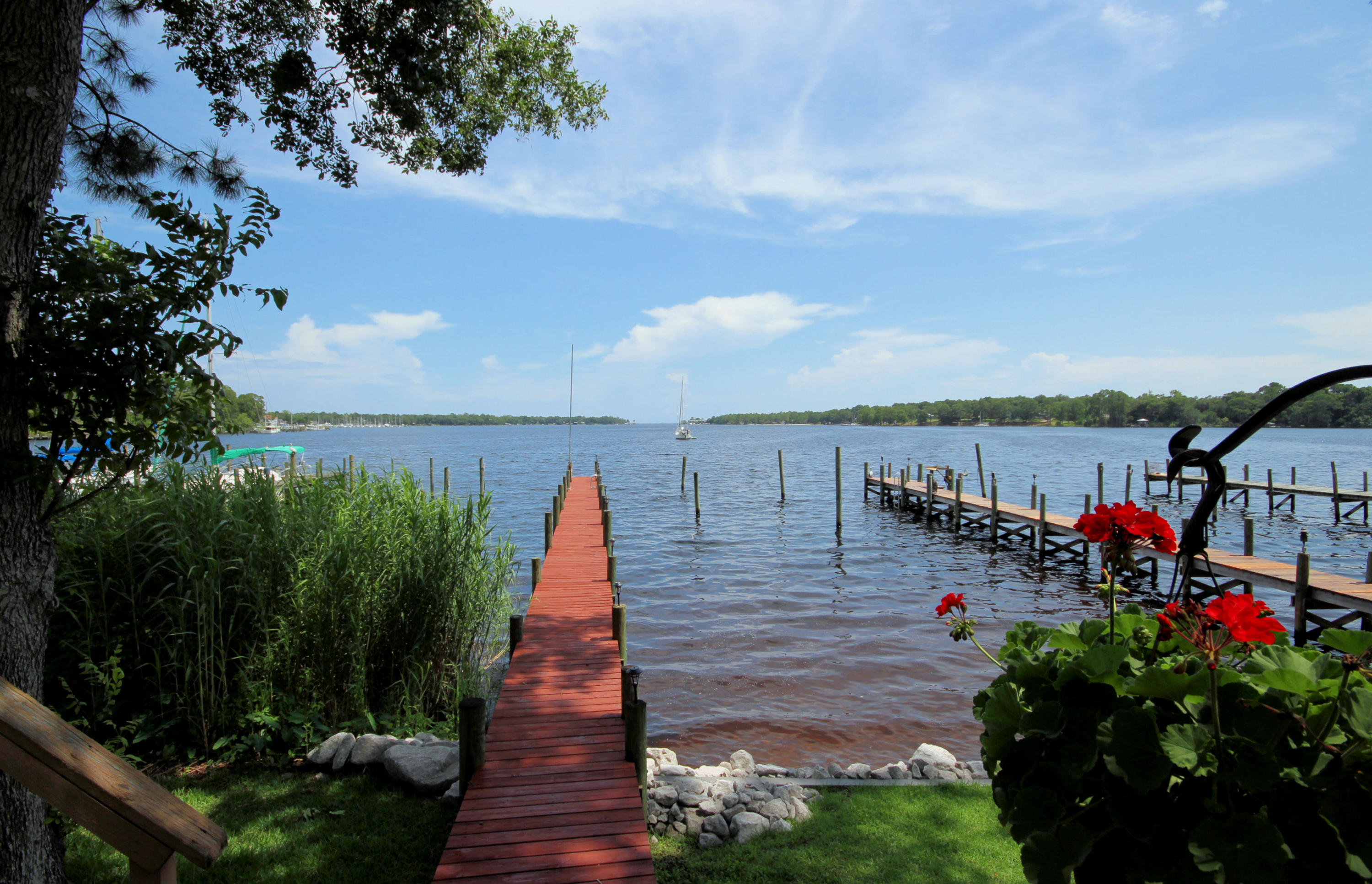 WATER OAKS 4 T/H - Residential