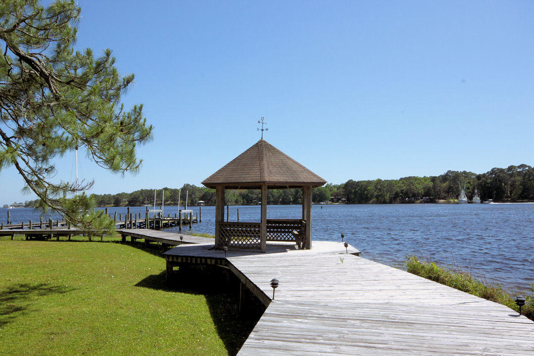 WATER OAKS 4 T/H - Residential