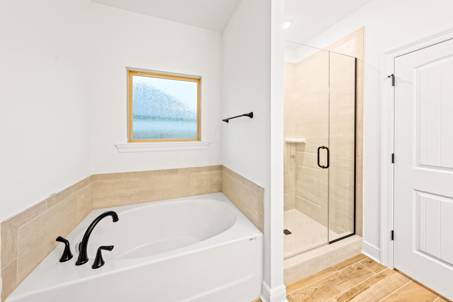 HAMMOCK BAY - STARBURST - Residential