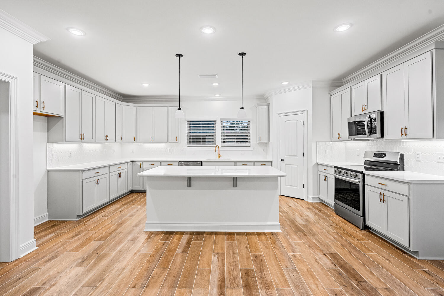 HAMMOCK BAY - STARBURST - Residential