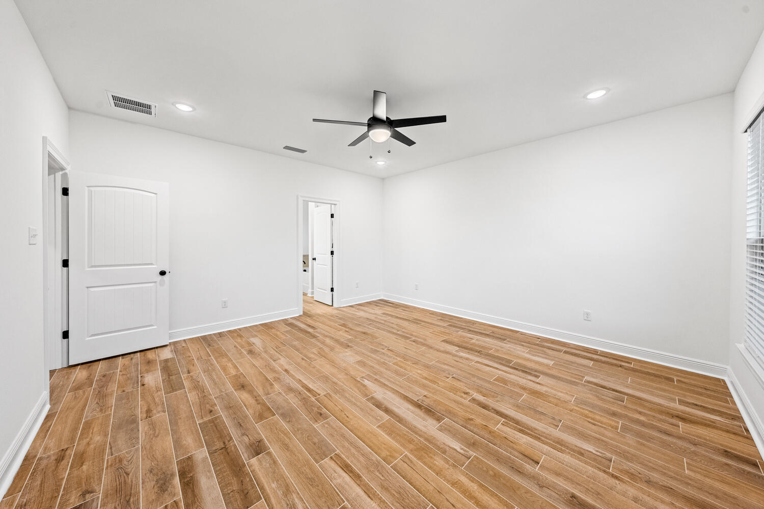 HAMMOCK BAY - STARBURST - Residential