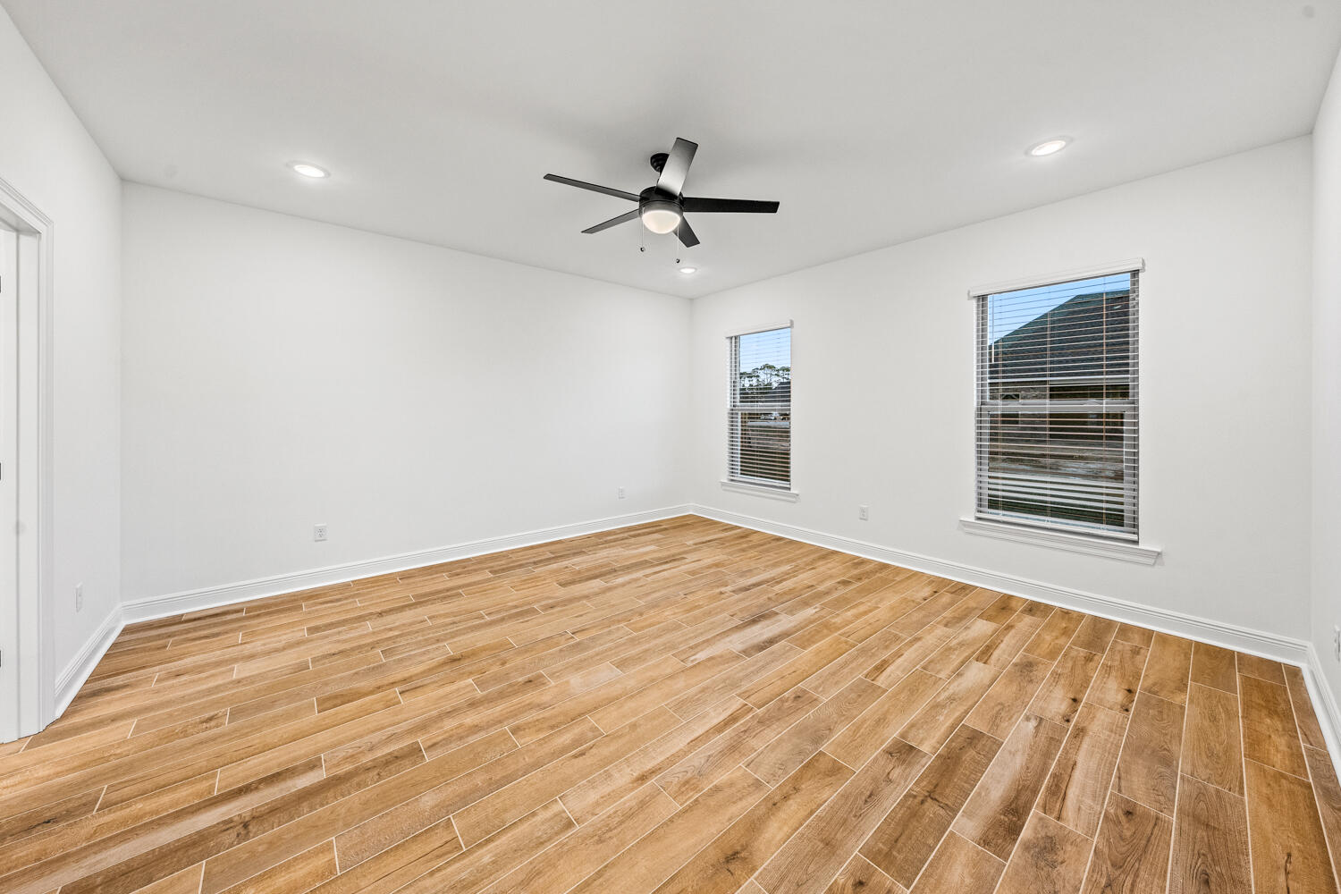 HAMMOCK BAY - STARBURST - Residential