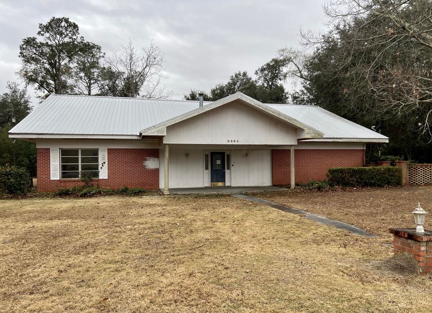 Built in 1962 and located in the heart of the charming city of Cottondale, the large HUD REO property might just be the one you've been looking for! This 3 bedroom 2 bath home is 3005sf, located on a large 0.87 acre corner lot and comes with an in-ground pool. Home's character certainly shines and is consistent with the area. Home does need repair and will not quality for most financing, but certainly FHA rehab loans as well as conventional loan products. If looking for a home that has a large footprint with an oversized lot, this certainly may be the one for you. Home is FHA IE (insured with escrows).