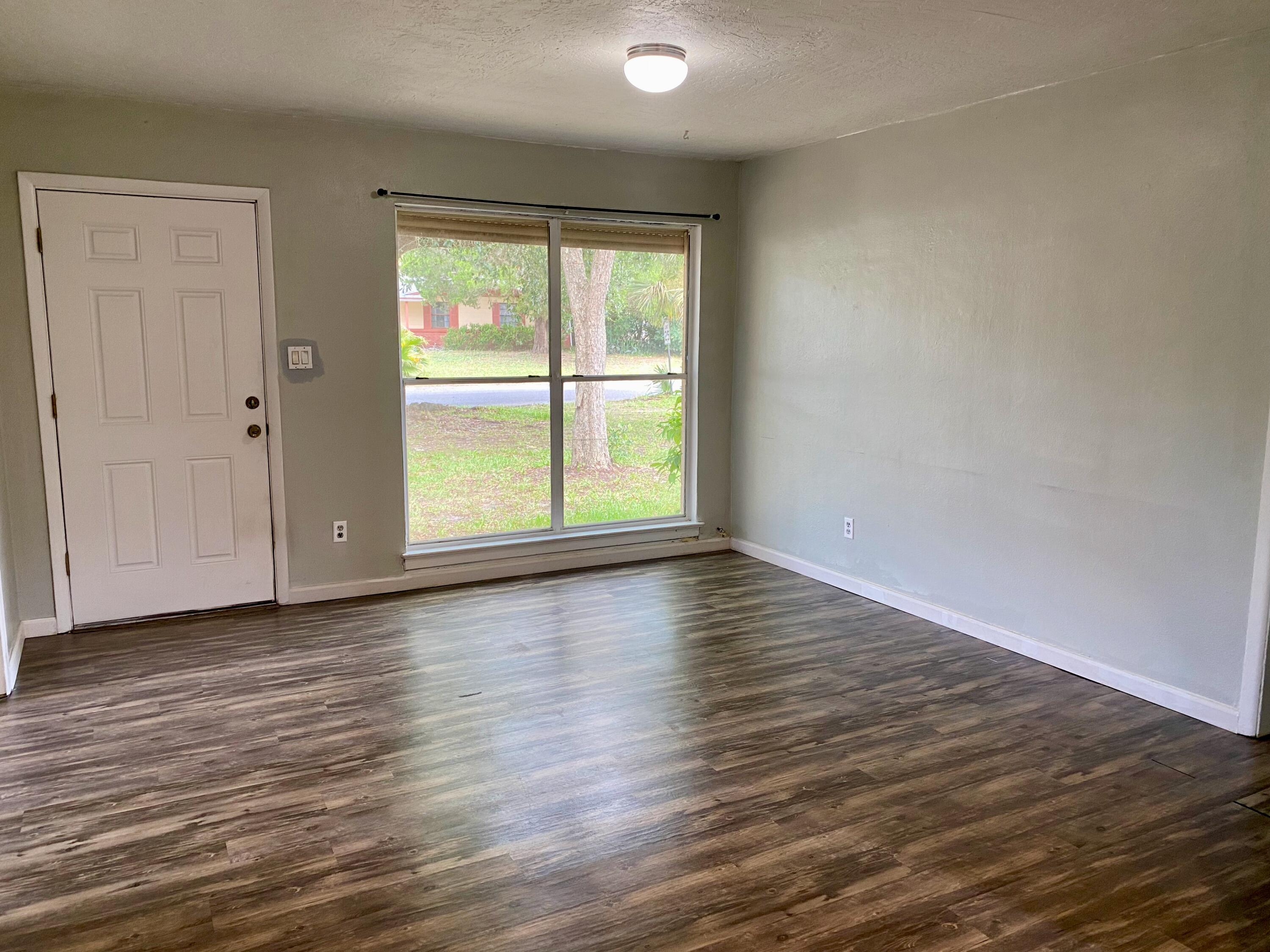 OLDE FORT WALTON (242201.00) - Residential