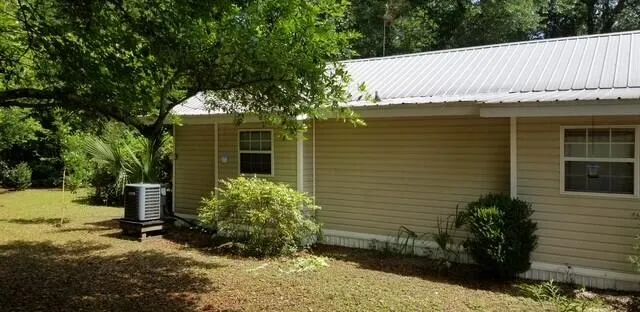 Defuniak Springs, Florida 32433, United States, 2 Bedrooms Bedrooms, ,1 BathroomBathrooms,Residential,Active,13679