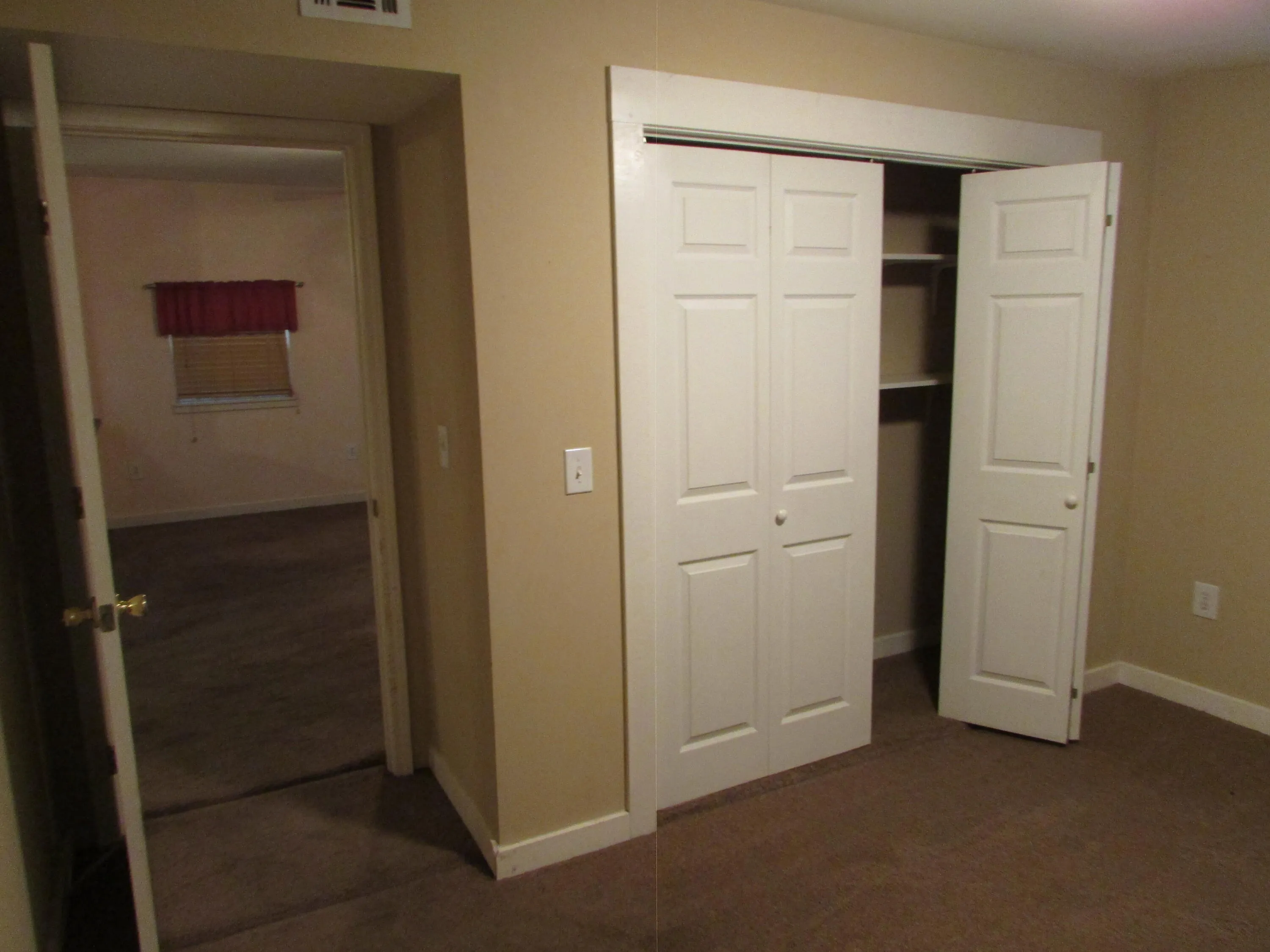 Defuniak Springs, Florida 32433, United States, 2 Bedrooms Bedrooms, ,1 BathroomBathrooms,Residential,Active,13679