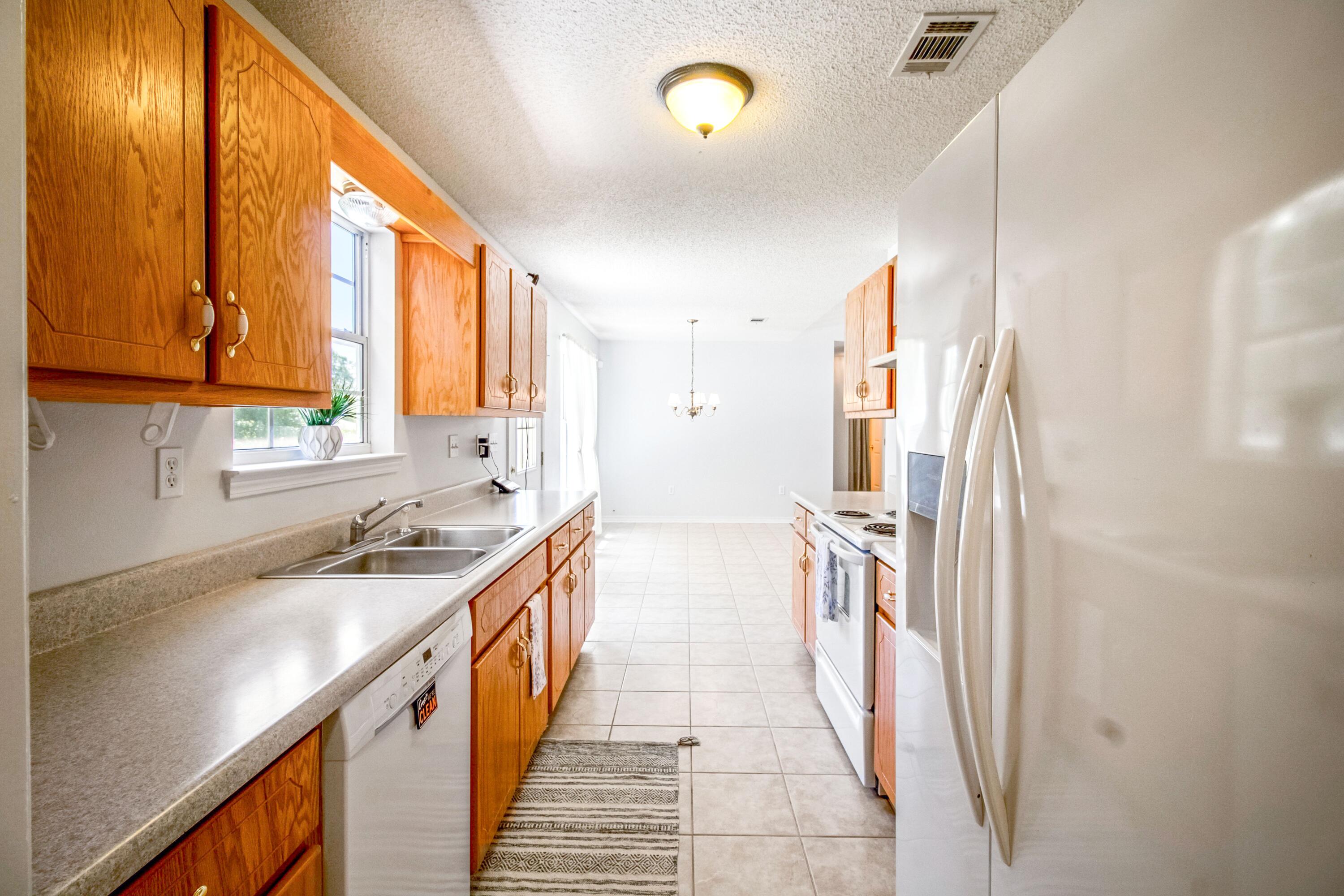 OAKDALE MIN/FARMS - Residential