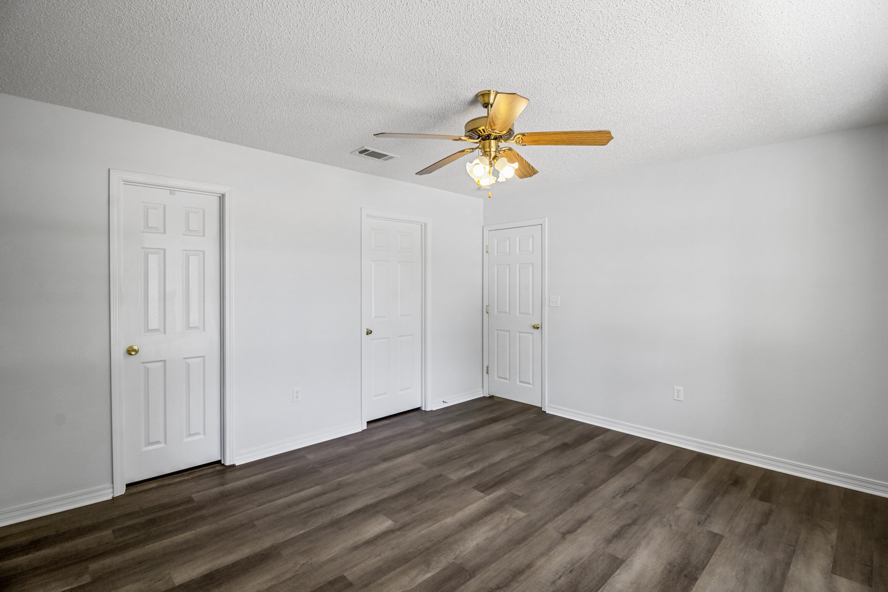 OAKDALE MIN/FARMS - Residential
