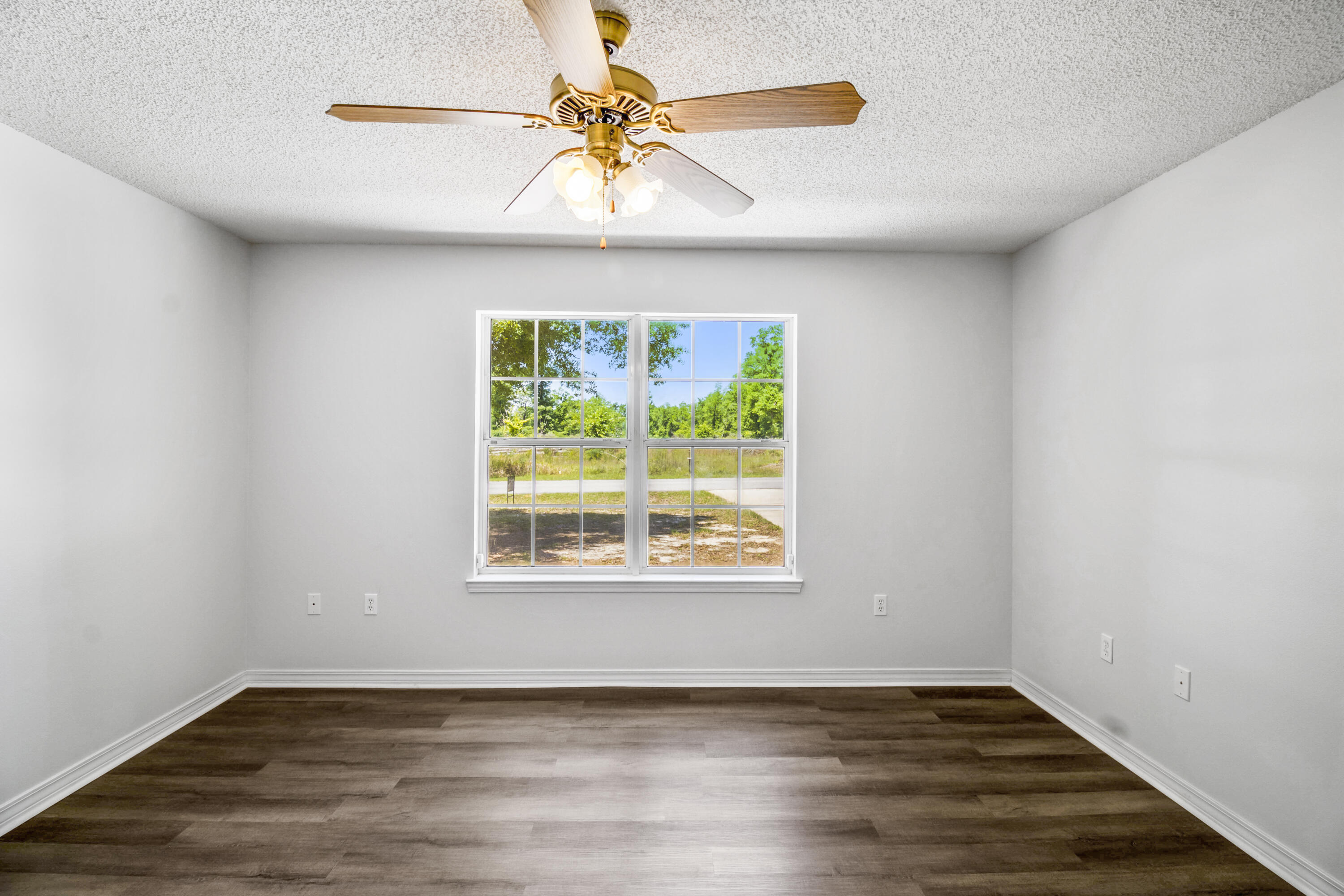 OAKDALE MIN/FARMS - Residential