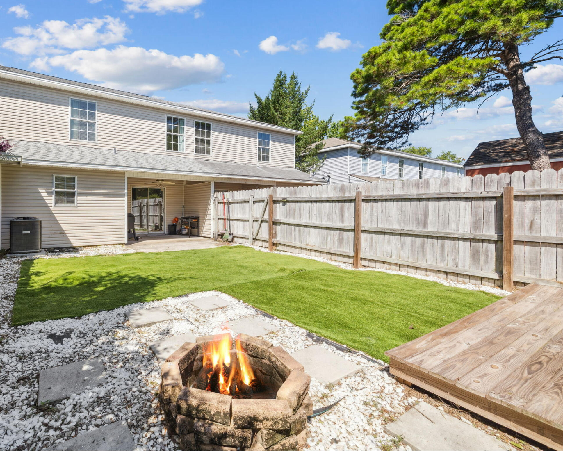 PINE RIDGE TRACE - Residential