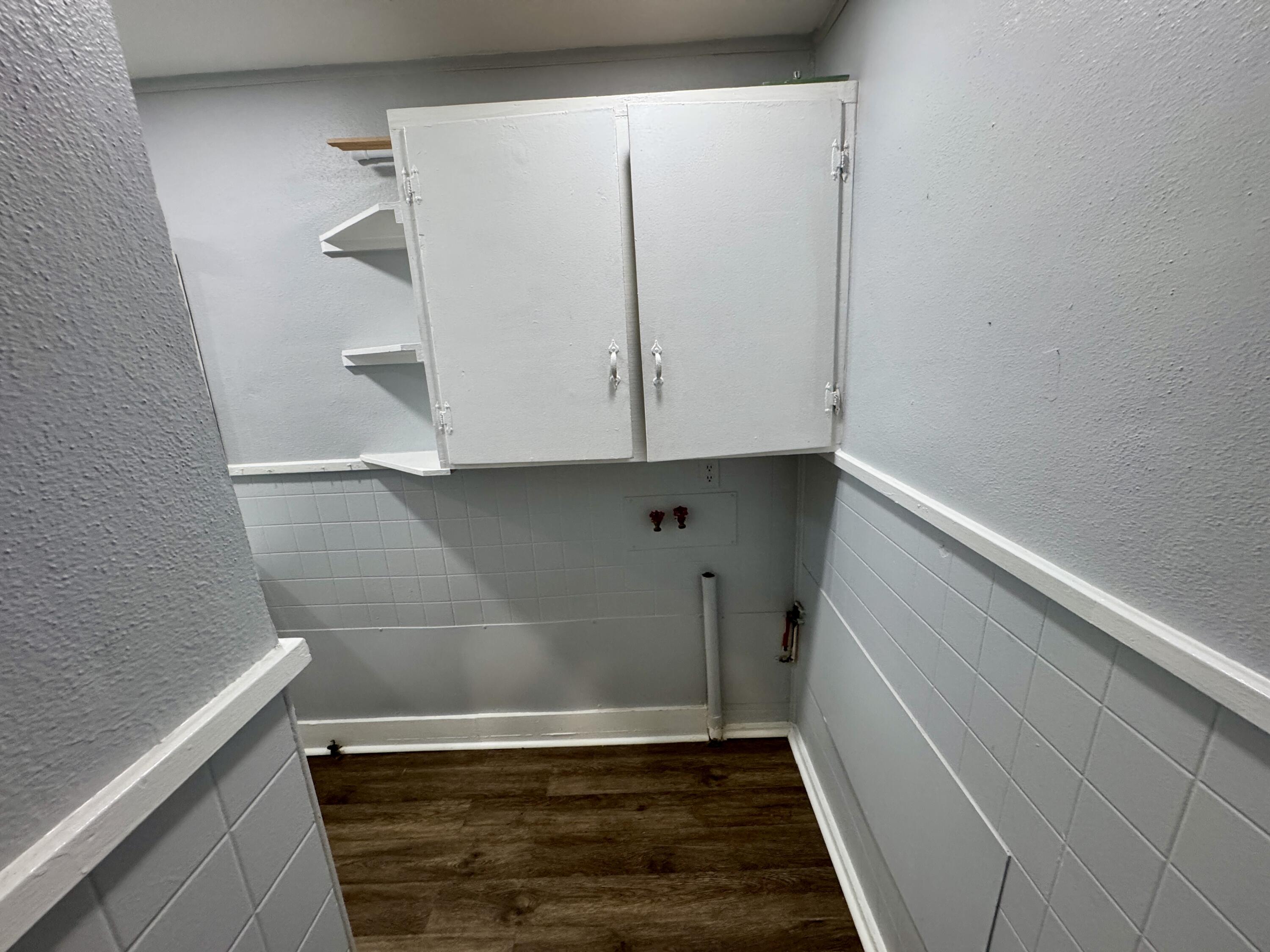 1302-Valp No of Tom's Bayou - Residential Lease