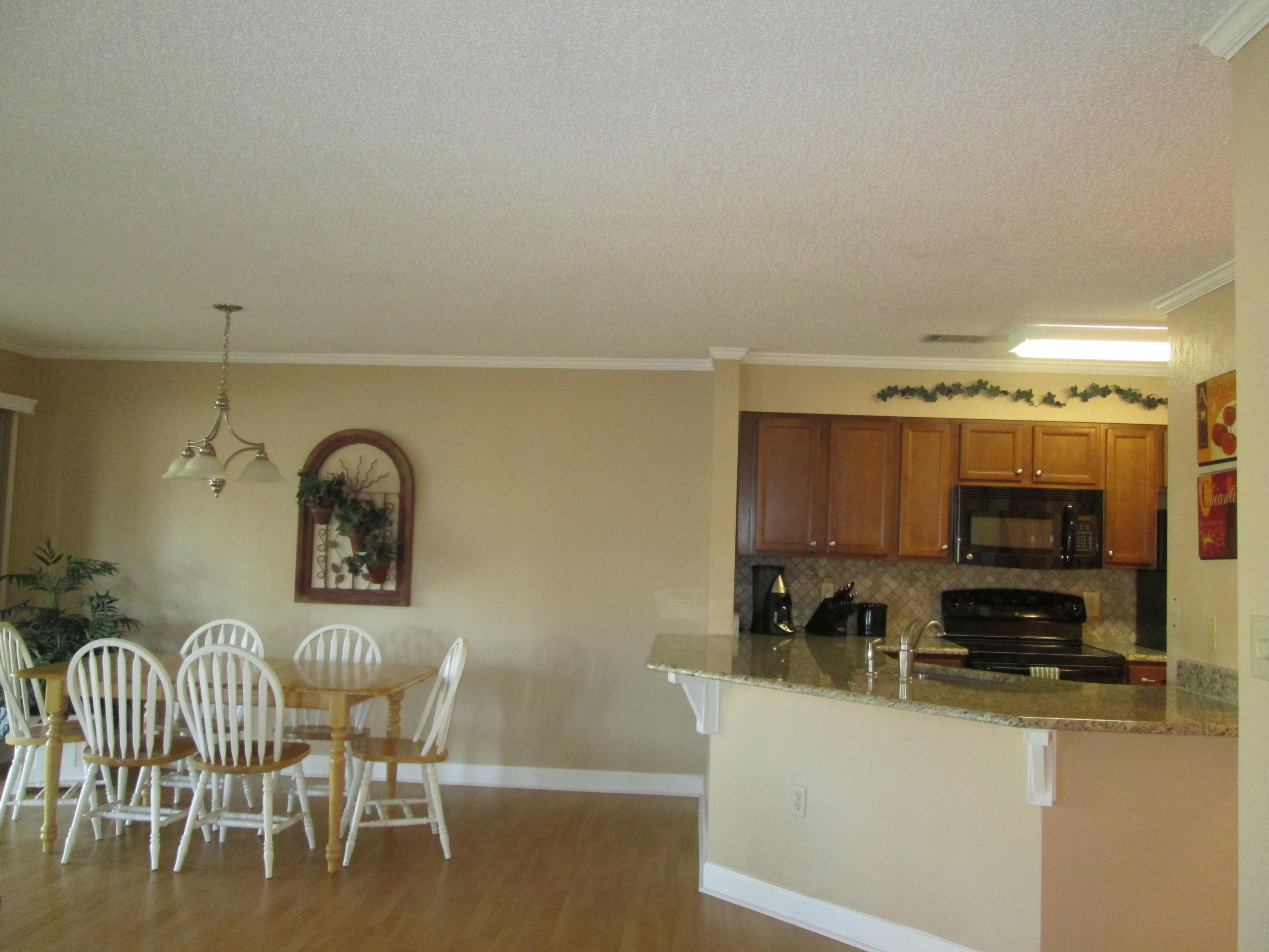 LAKESIDE CONDO AT BLUEWATER BAY - Residential Lease