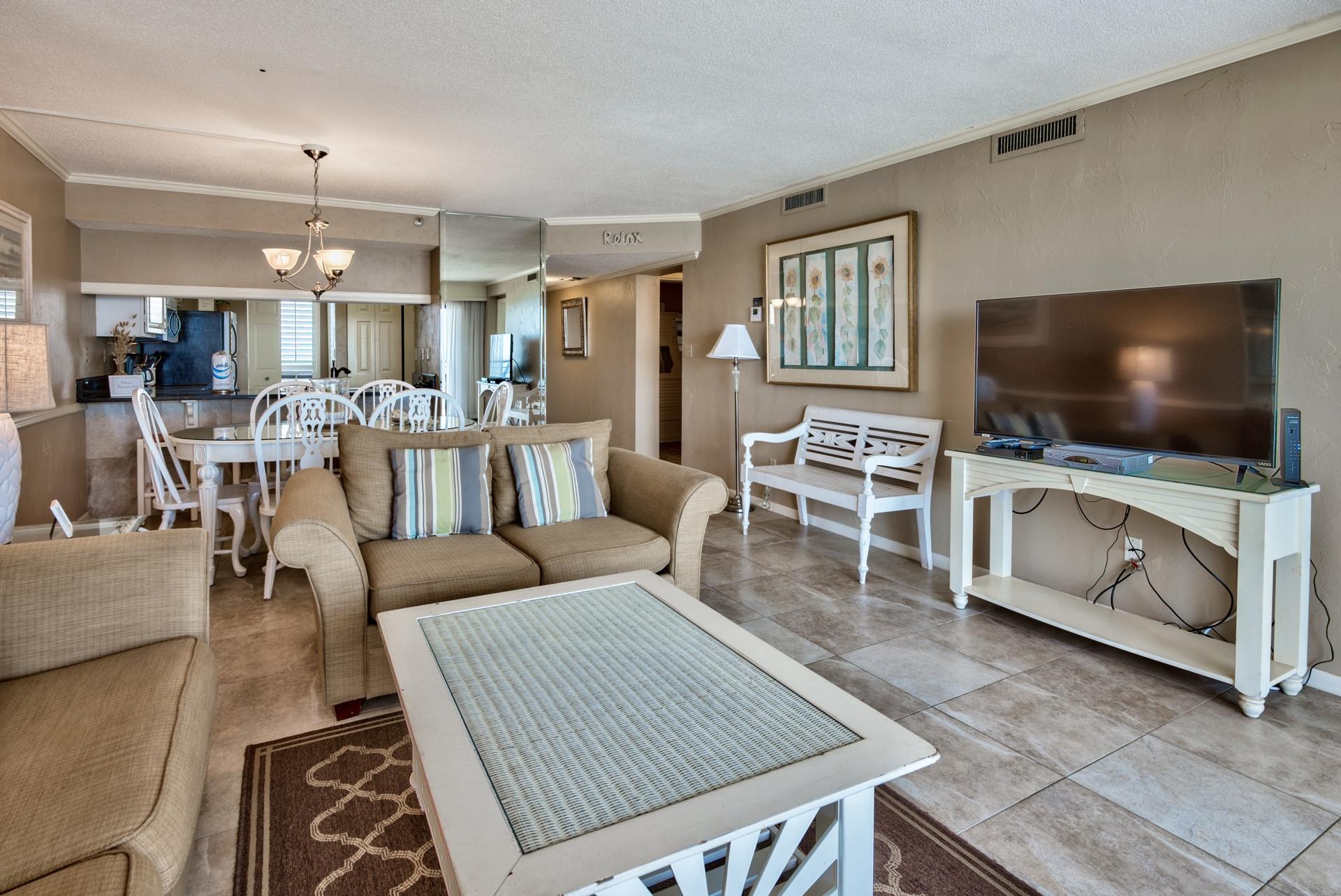 EMERALD TOWERS CONDO - Residential