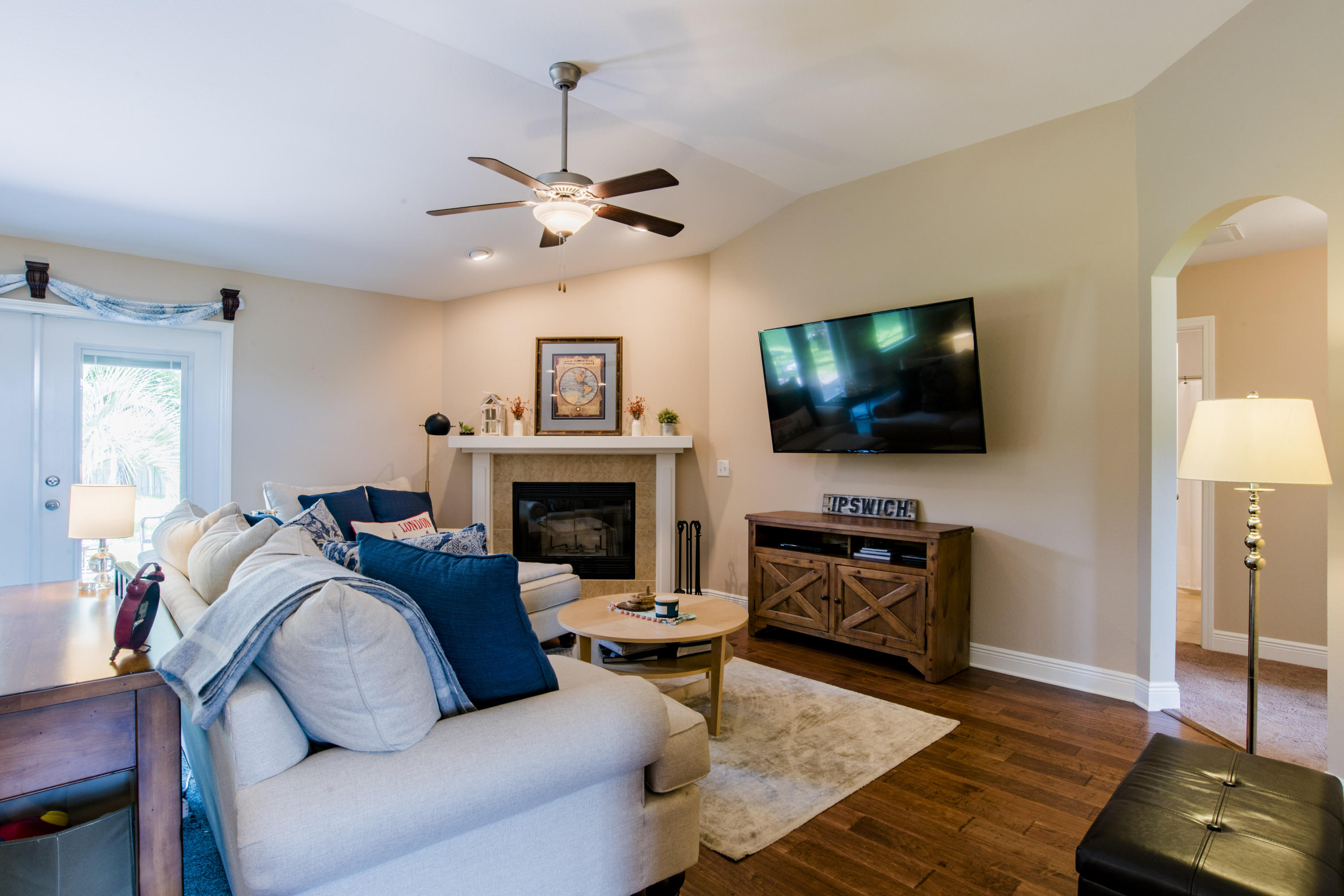 Autumn Pines - Residential