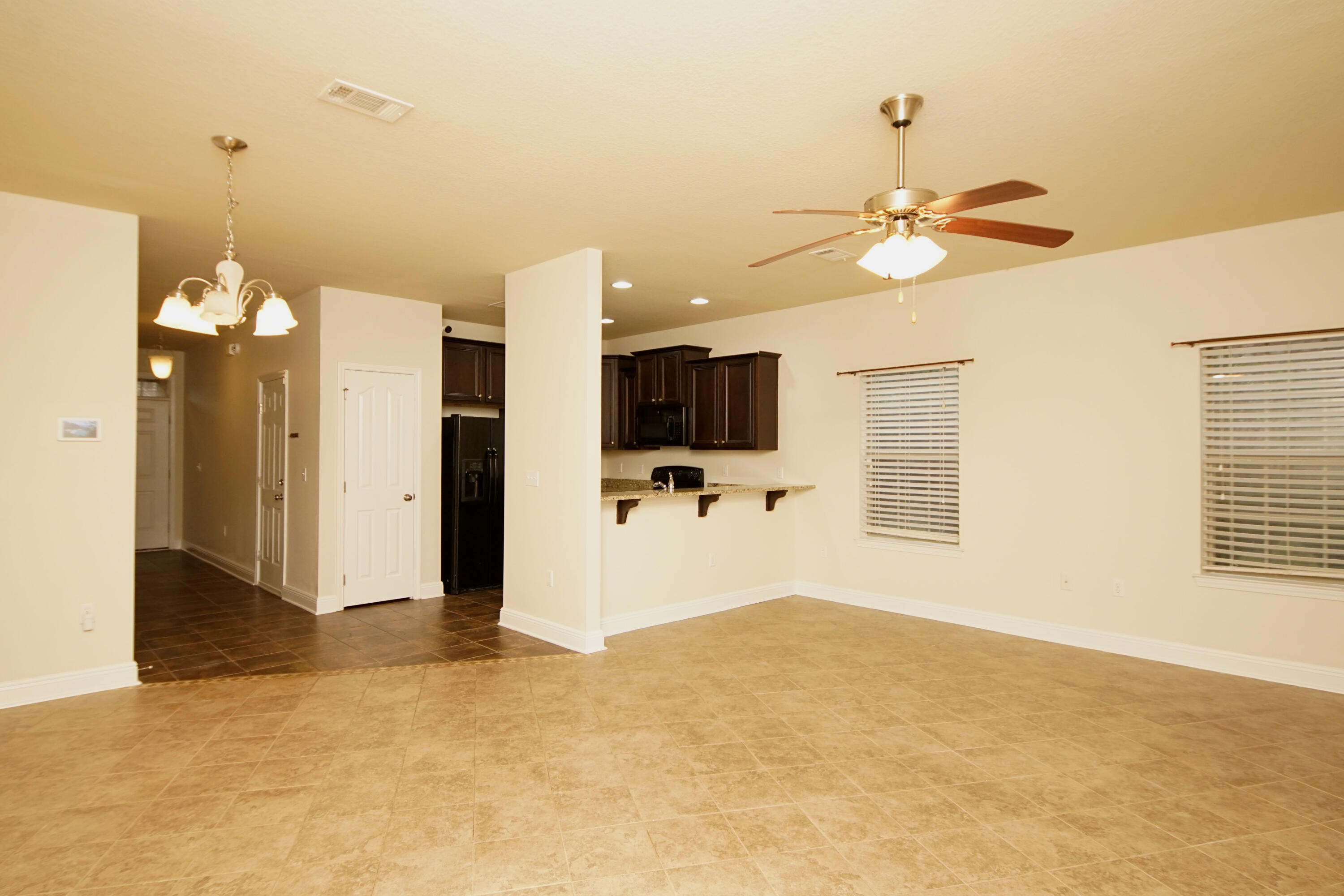 RESERVE POINTE - Residential