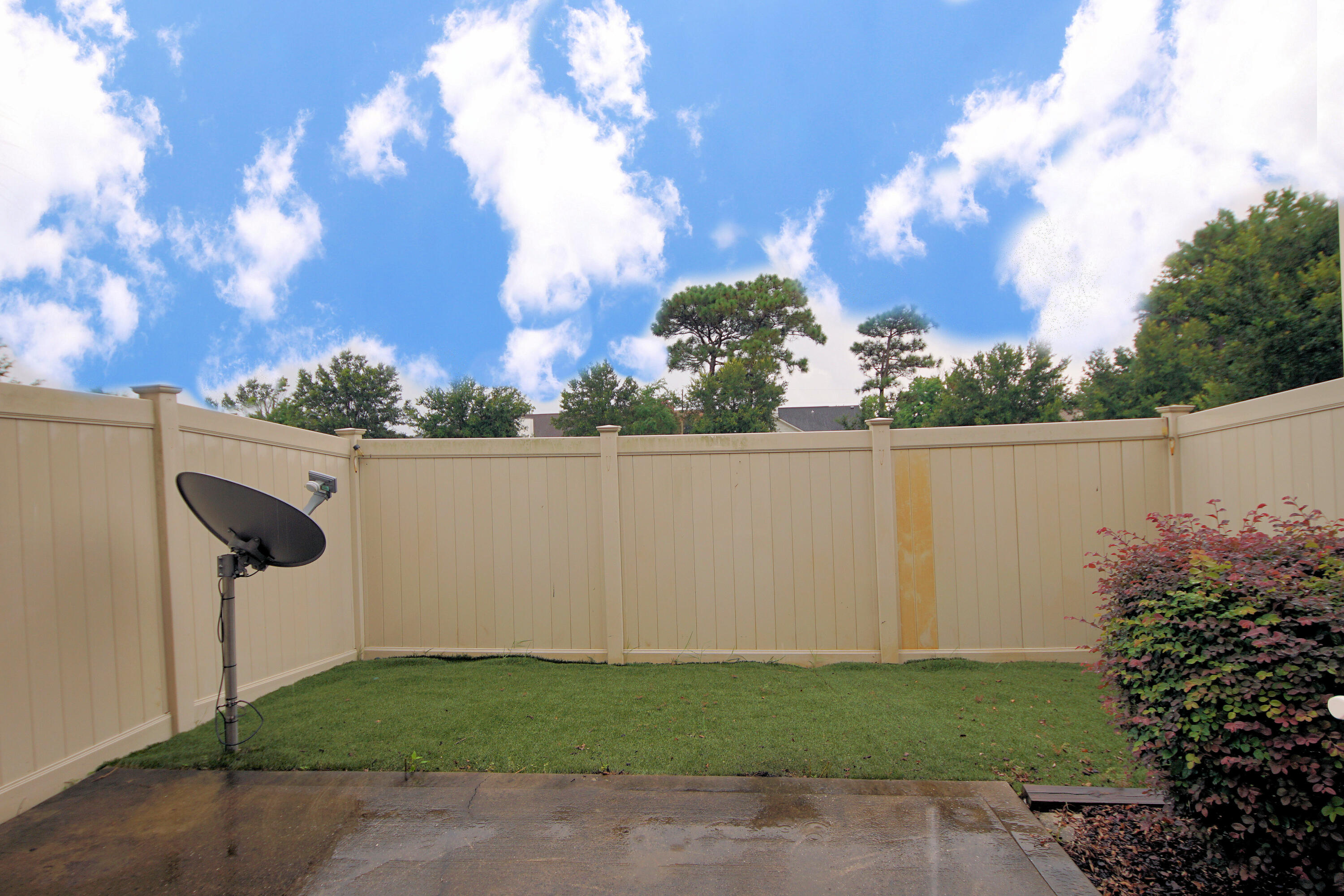 RESERVE POINTE - Residential