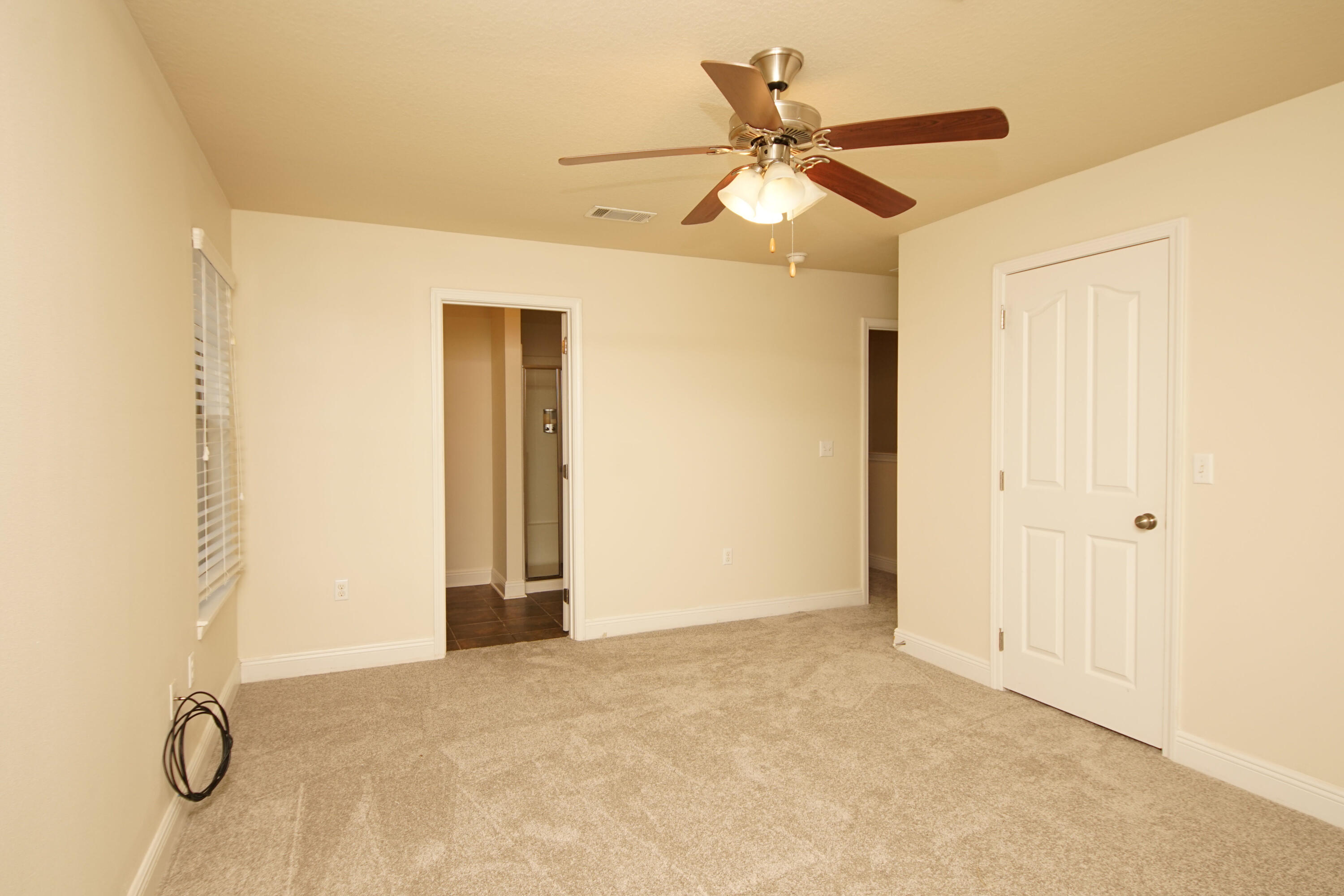 RESERVE POINTE - Residential