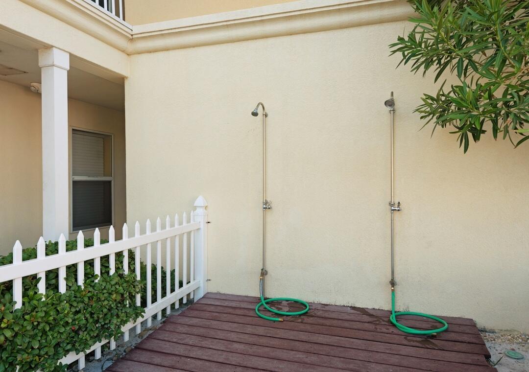 CIBONEY CONDO - Residential