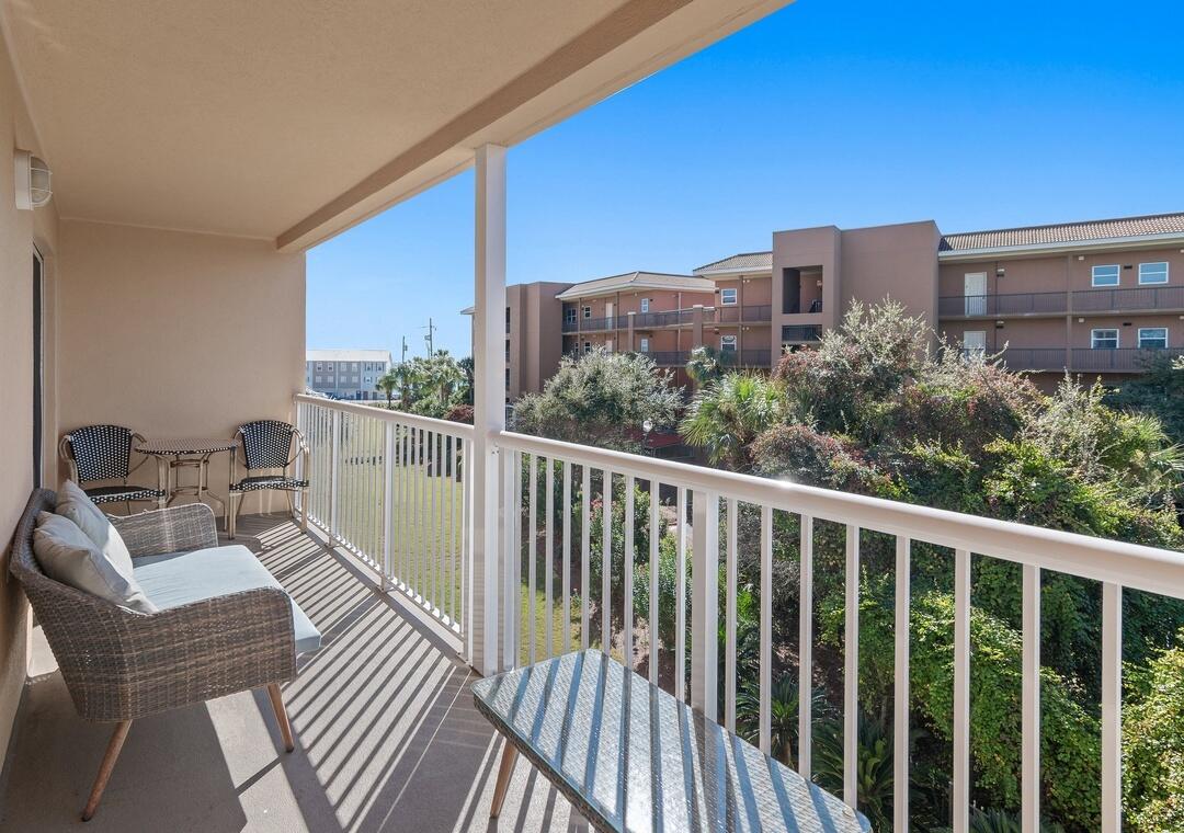 CIBONEY CONDO - Residential