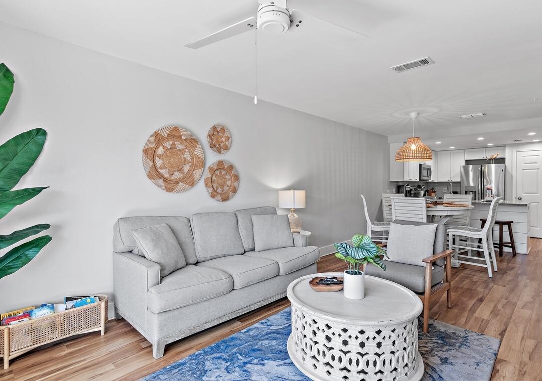 CIBONEY CONDO - Residential