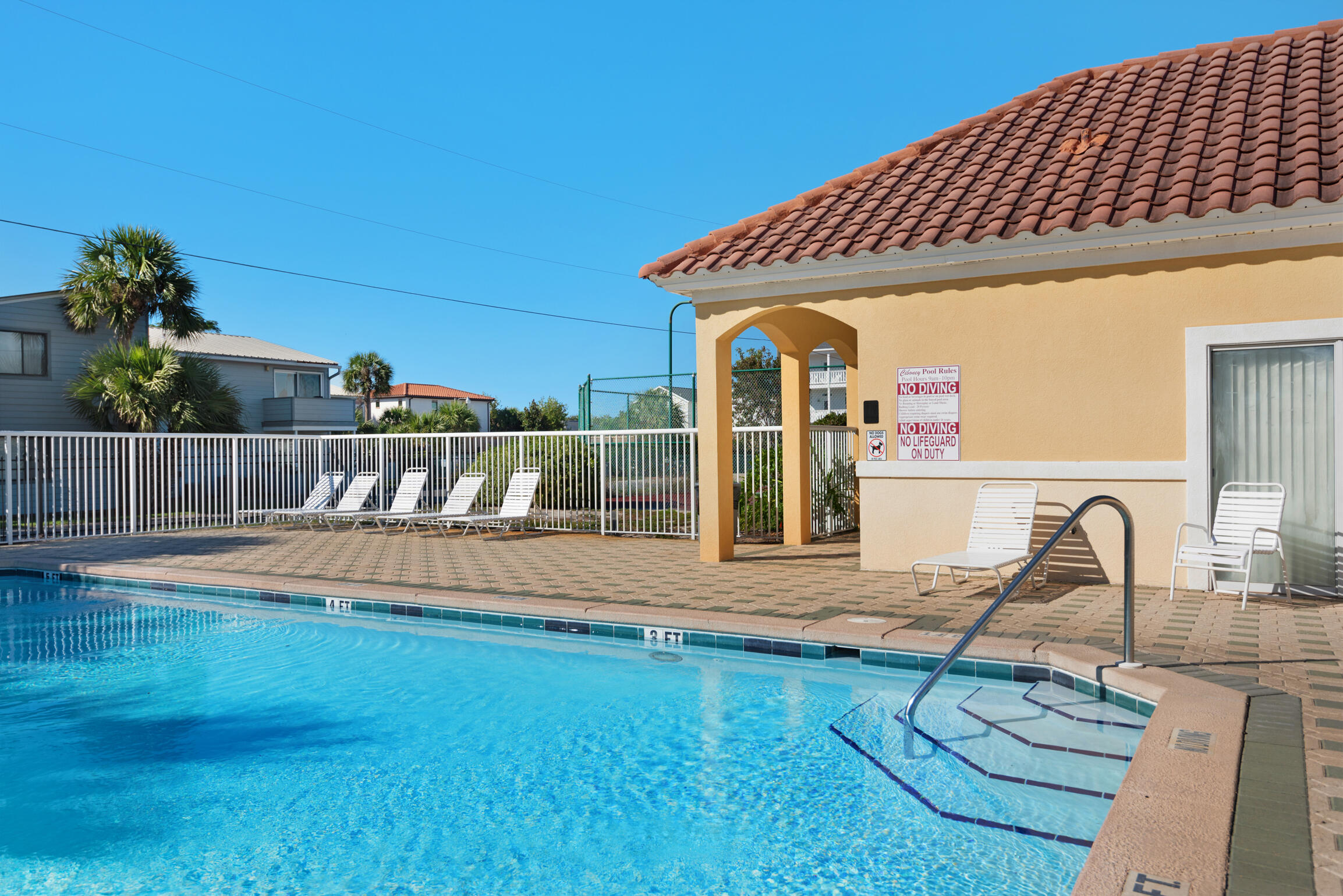 CIBONEY CONDO - Residential