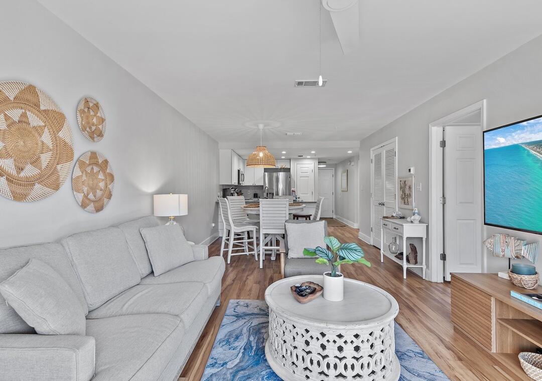 CIBONEY CONDO - Residential