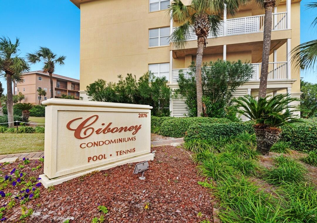 CIBONEY CONDO - Residential