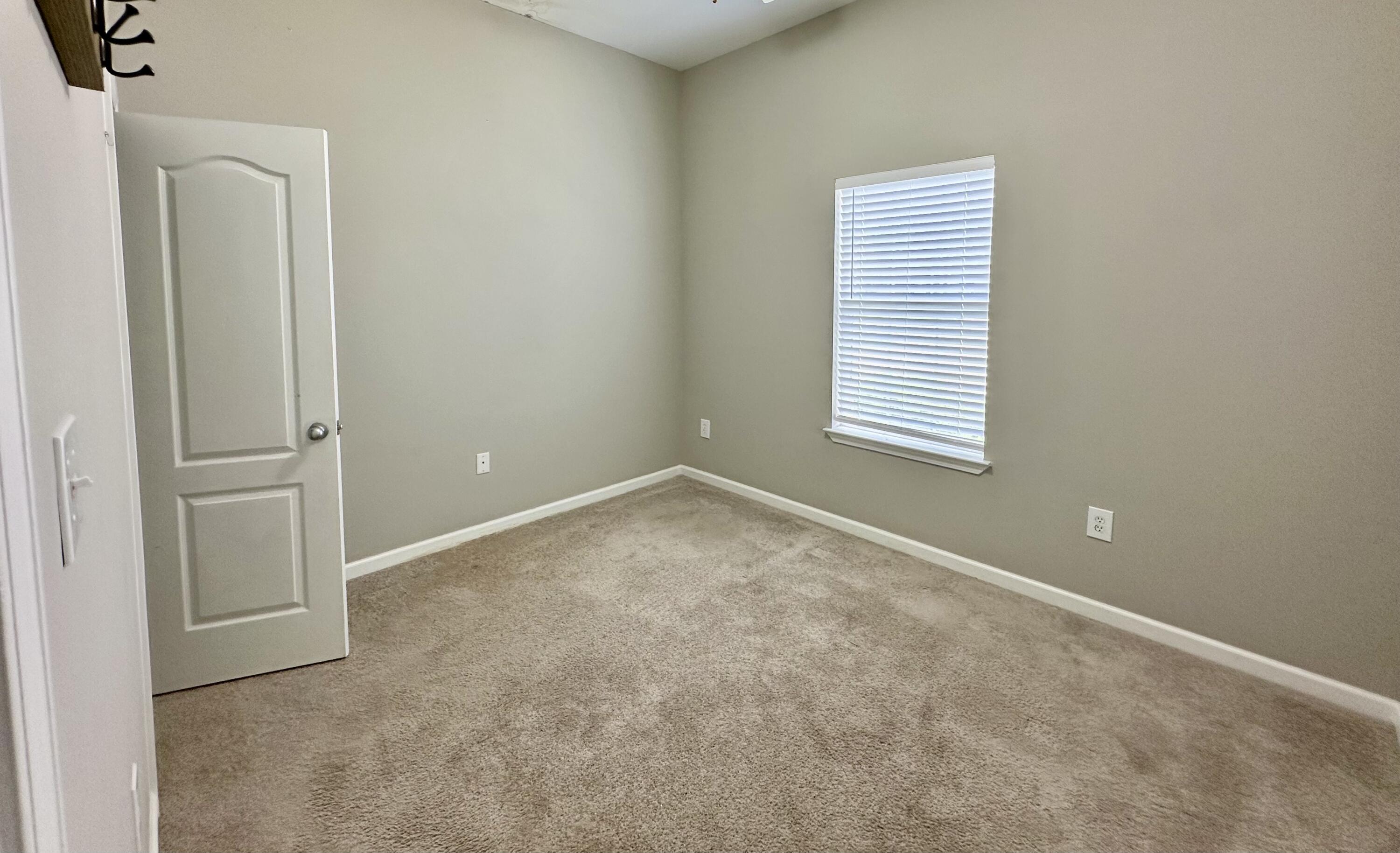 BRANDON OAKS 2ND ADDITION - Residential Lease