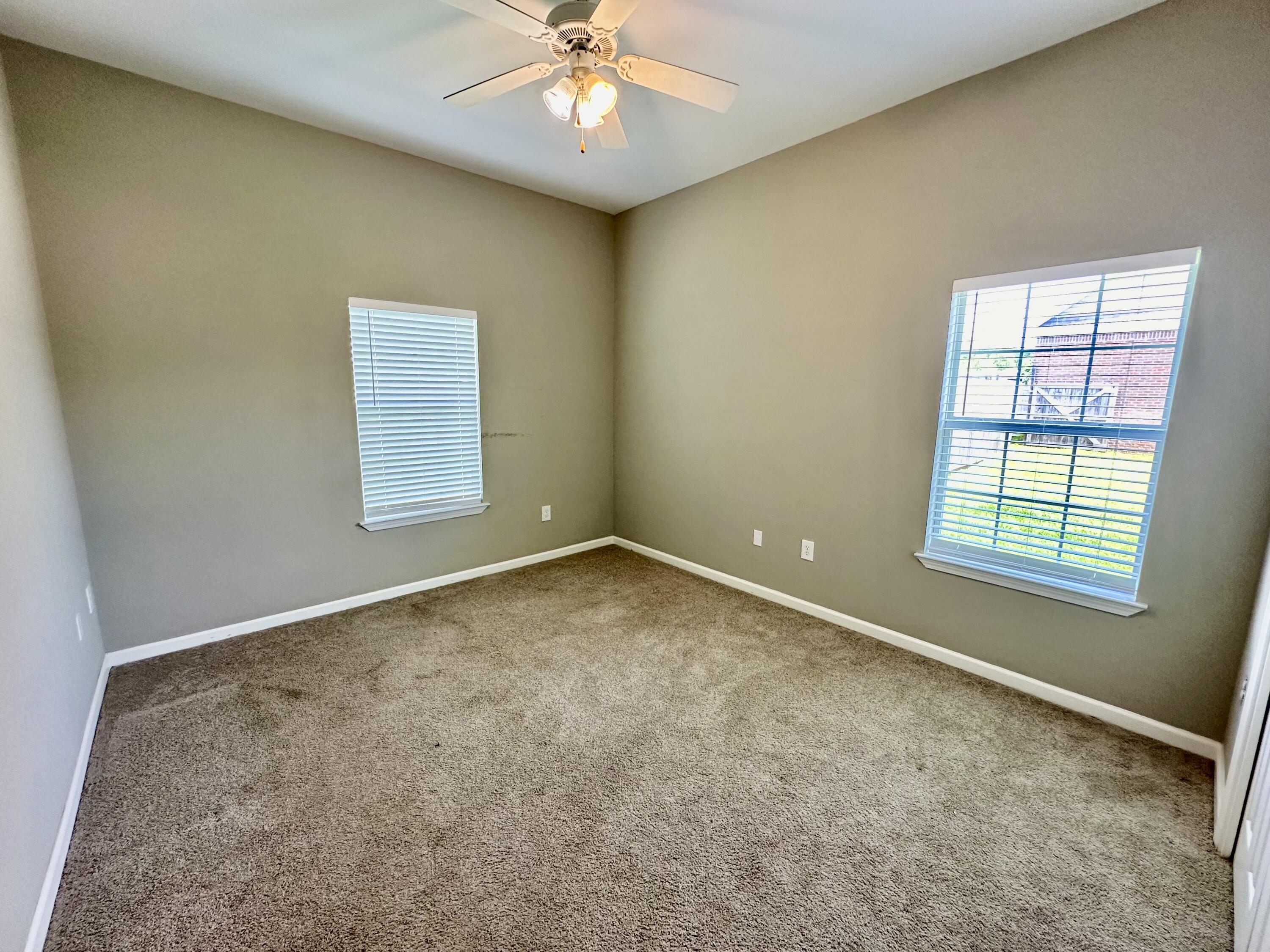 BRANDON OAKS 2ND ADDITION - Residential Lease