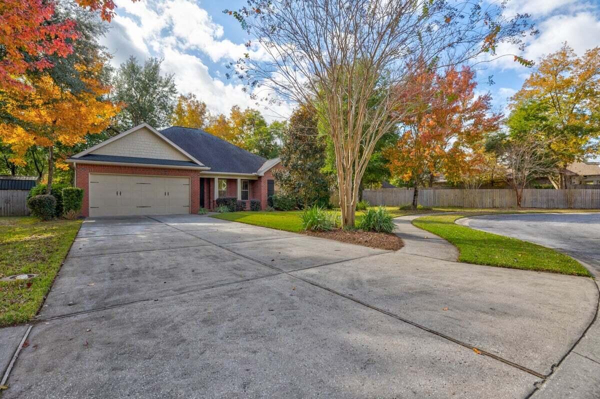 MAGNOLIA WOODS - Residential