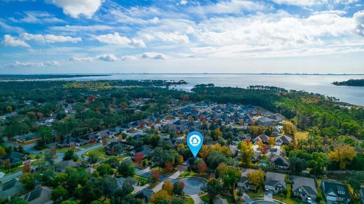 MAGNOLIA WOODS - Residential