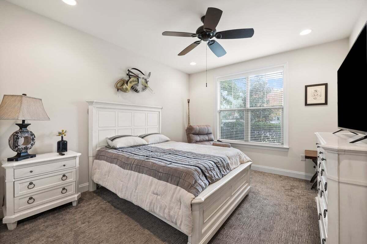 MAGNOLIA WOODS - Residential