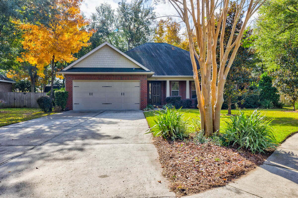 MAGNOLIA WOODS - Residential