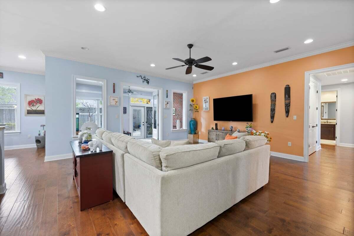MAGNOLIA WOODS - Residential