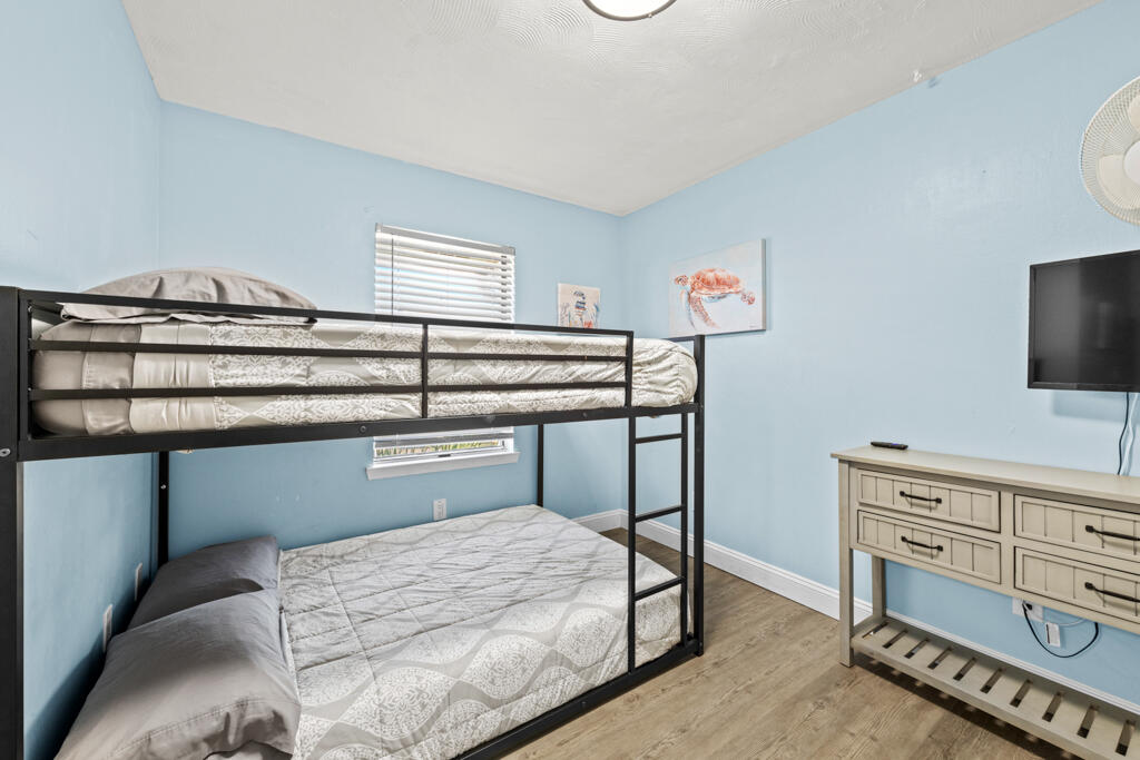 LA MAR WEST T/H PH 2 - Residential