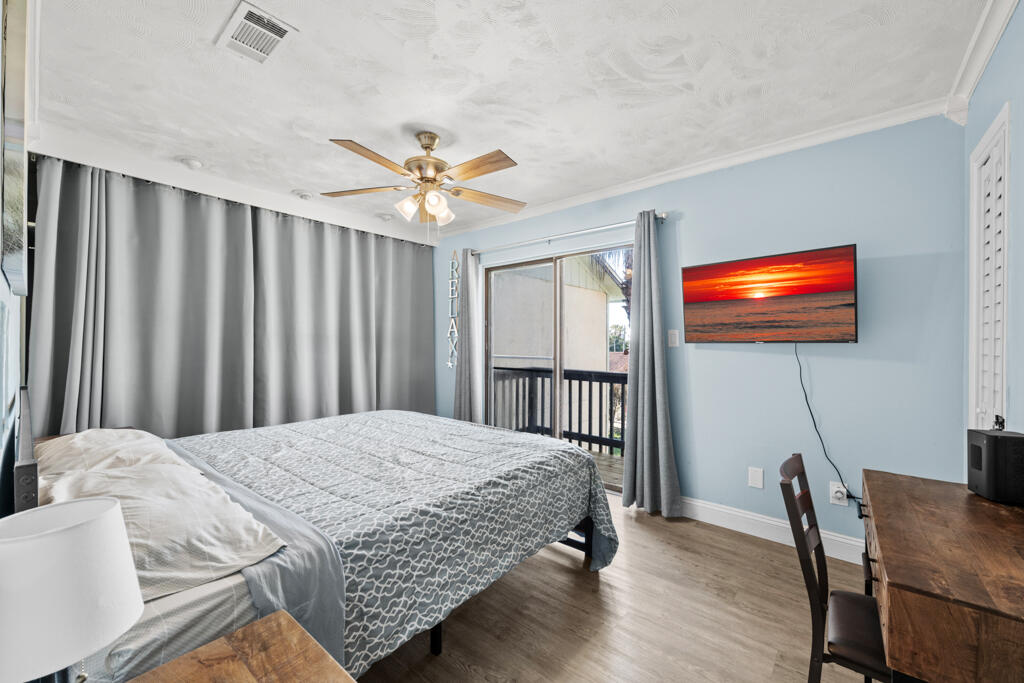 LA MAR WEST T/H PH 2 - Residential