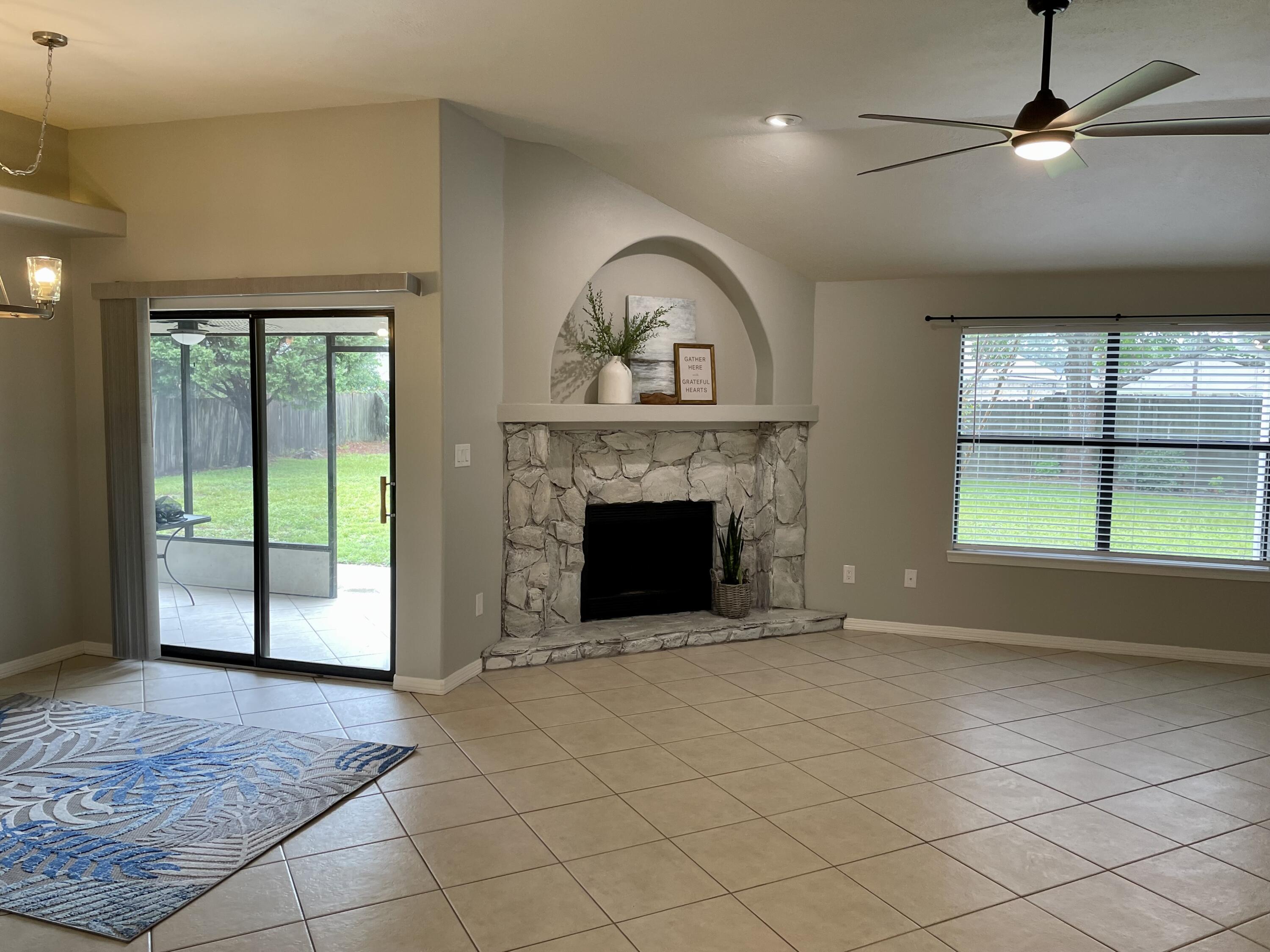 ORION LAKE - Residential