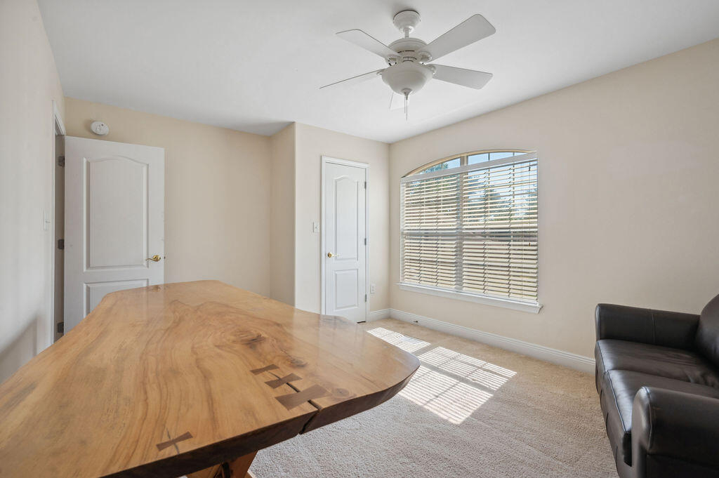 GRAND OAK PLACE - Residential