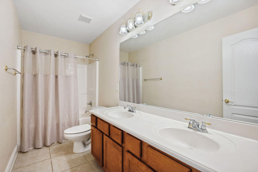 GRAND OAK PLACE - Residential