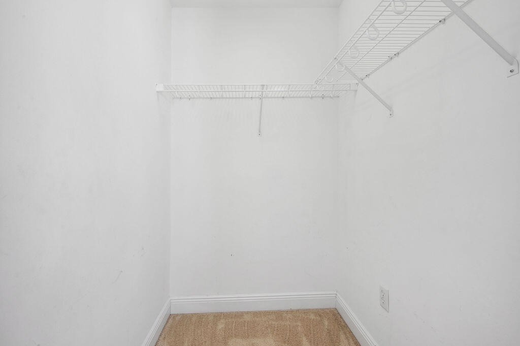 GRAND OAK PLACE - Residential