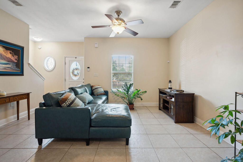 GRAND OAK PLACE - Residential