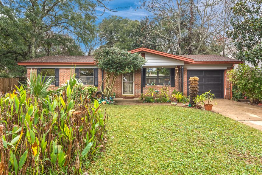 Well maintained ranch home in the center of FWB is close to everything! This quaint 3 bedroom/1.5 bath home features an above ground salt-water pool and a spacious backyard, perfect for entertaining! The luscious landscaping is evident in the front and backyards with many different plants and fruit trees. A nice ''she-shed'' or ''man-cave'' AND a greenhouse in the backyard would provide countless options for it's new owner. Inside, you will walk into the cozy living room which leads directly to the kitchen/dining room. The kitchen has been recently updated and has a fantastic layout with lots of cabinet space and a convection oven. It also features a dutch-door that leads to the backyard. Schedule your appointment to see this amazing & affordable home! Home Warranty offered to buyer