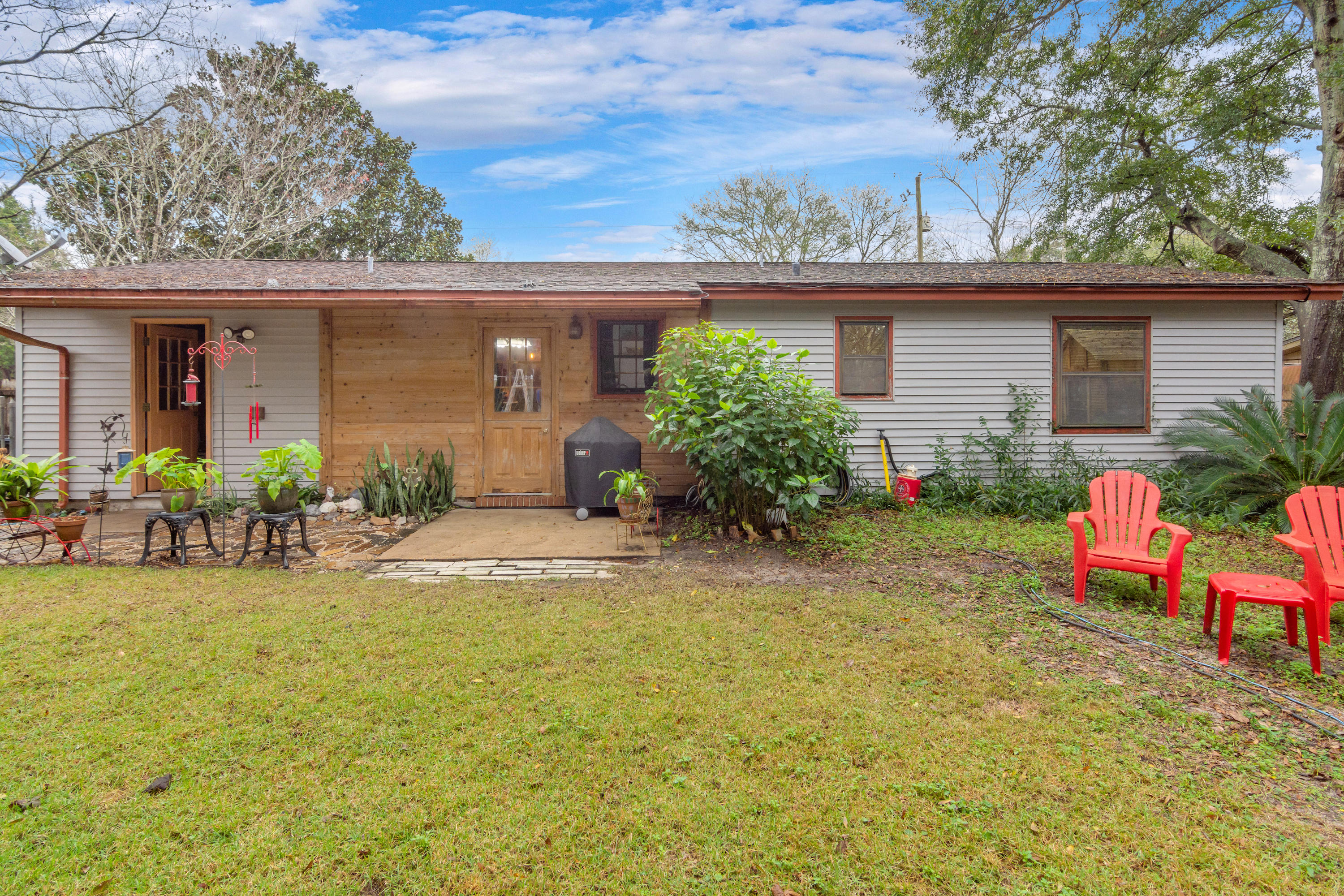 RACETRACK ROAD 1ST - Residential