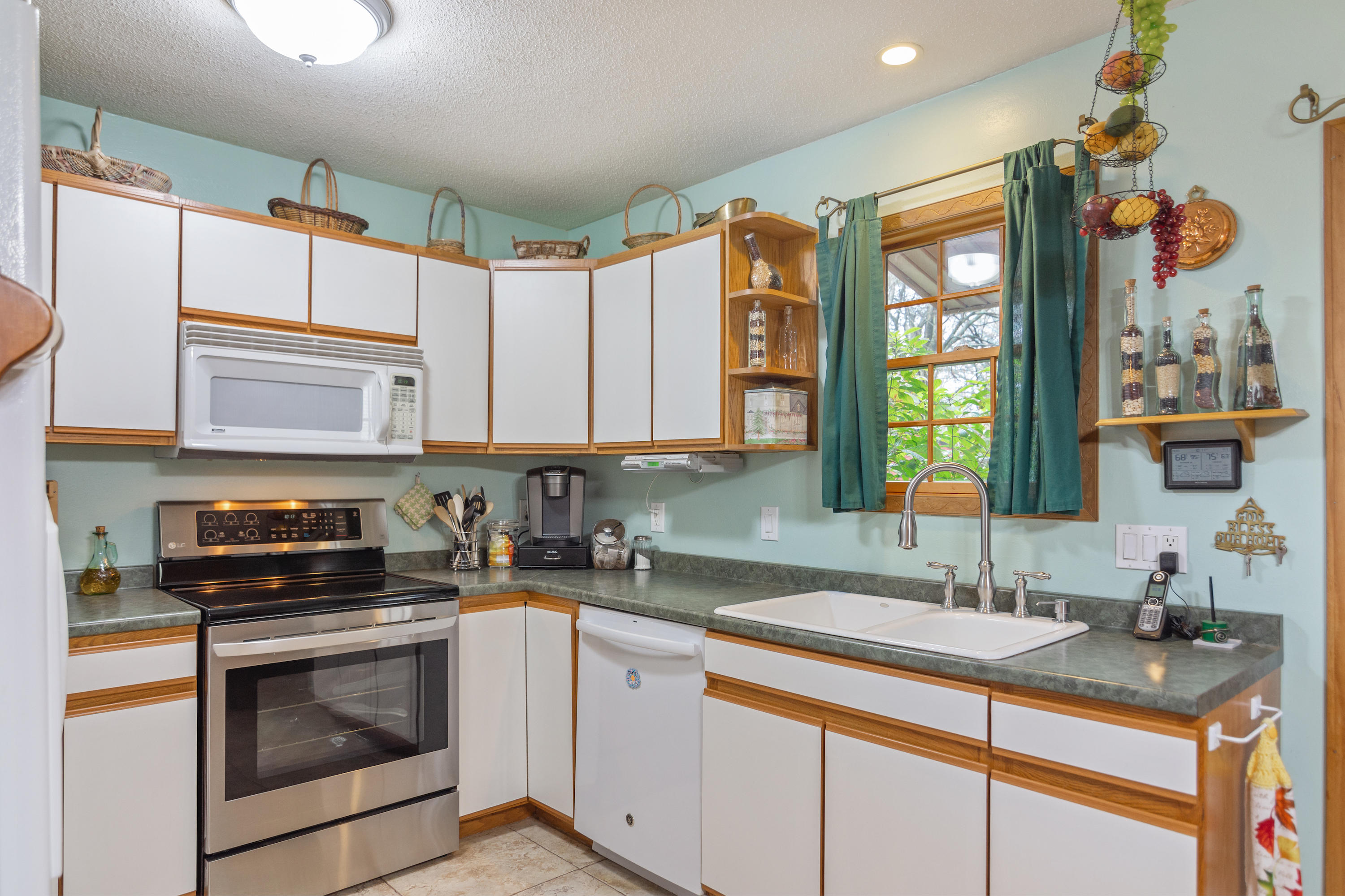 RACETRACK ROAD 1ST - Residential