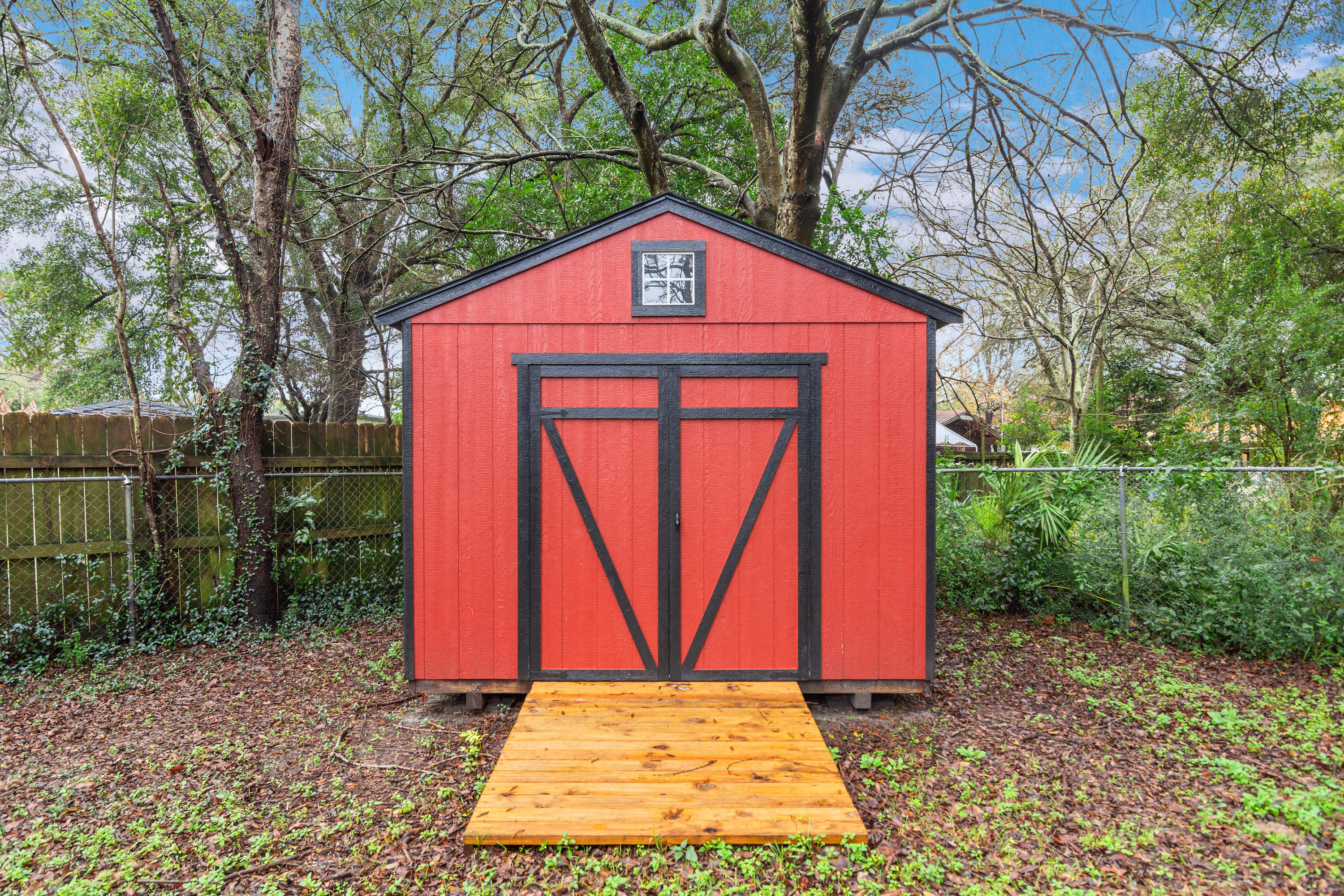 RACETRACK ROAD 1ST - Residential