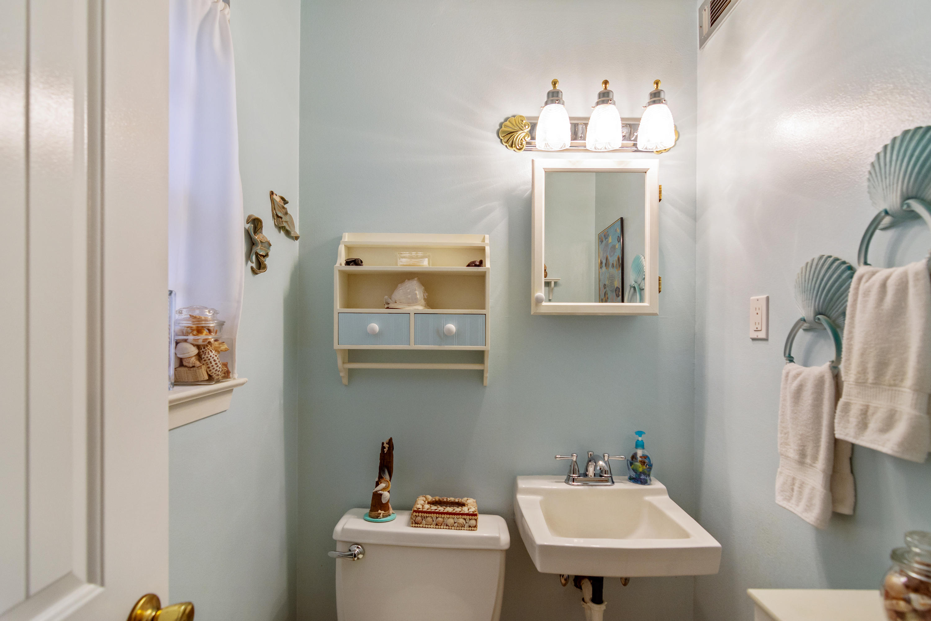 RACETRACK ROAD 1ST - Residential